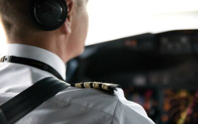 Luftkaptajn i cockpit