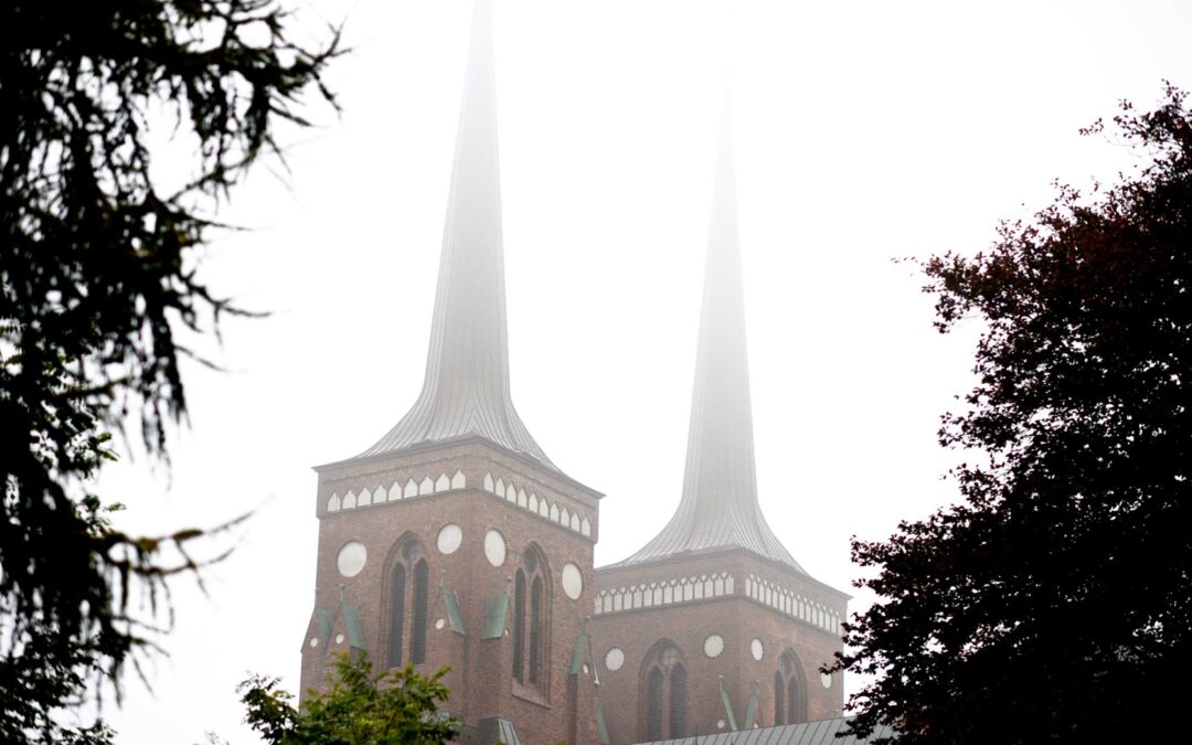 Roskilde Domkirke er en af de ti domkirker i Danmark